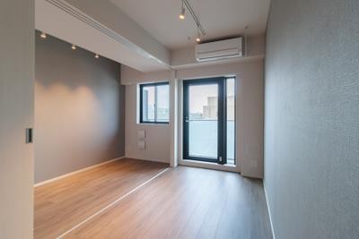 ※同仕様写真含む(居間)