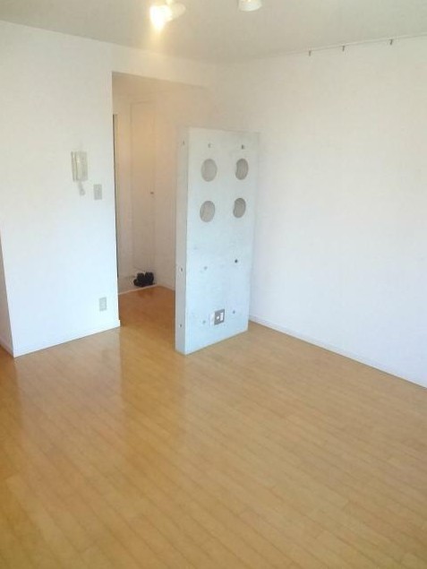 ※同仕様写真含む(玄関)