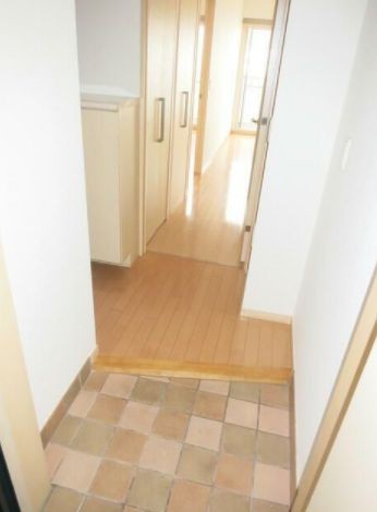 (玄関)
