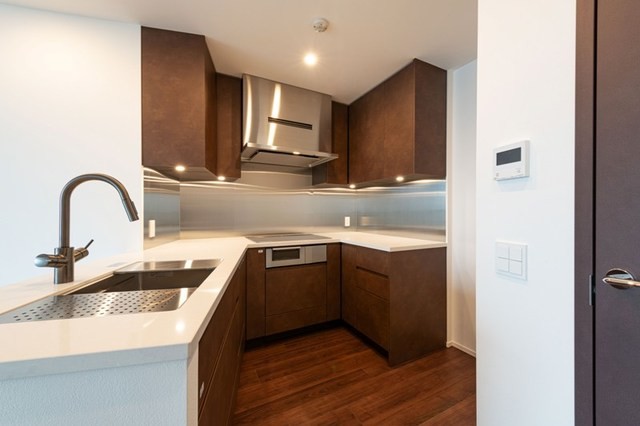 ※写真は同タイプ住戸です。(キッチン)