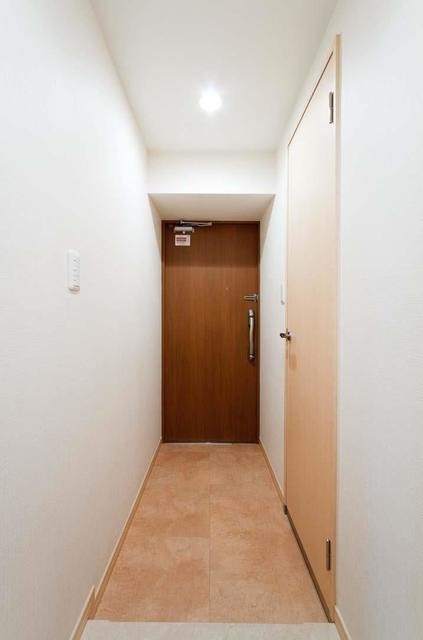 ※写真は同タイプ住戸です。(玄関)