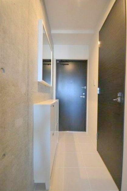 ※同仕様写真含む(玄関)