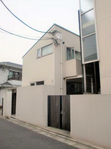 世田谷区下馬６丁目 【賃貸居住】マンション