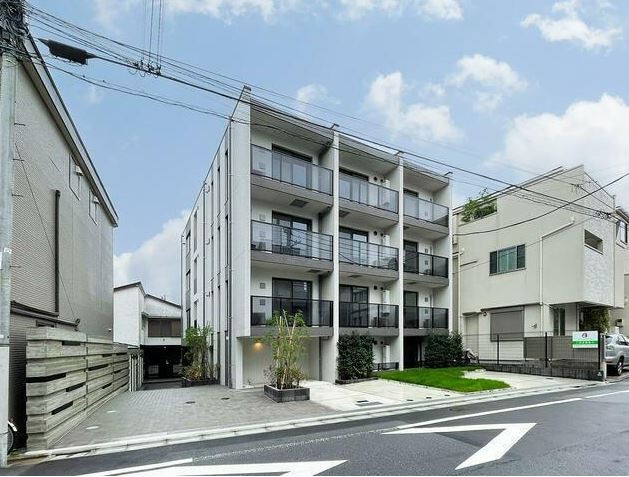 目黒区中目黒５丁目 【賃貸居住】マンション
