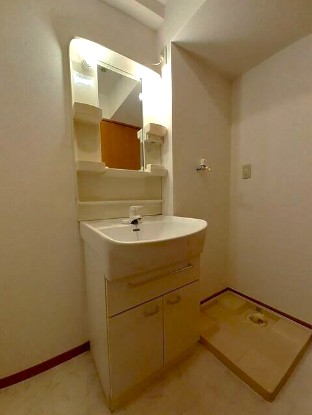 ※同仕様写真含む(内装)