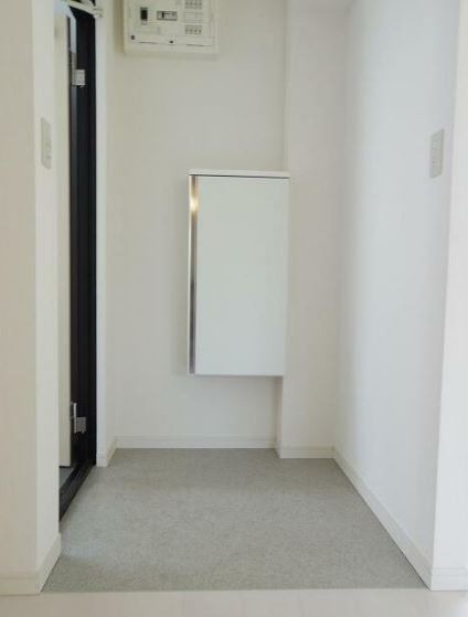 (玄関)