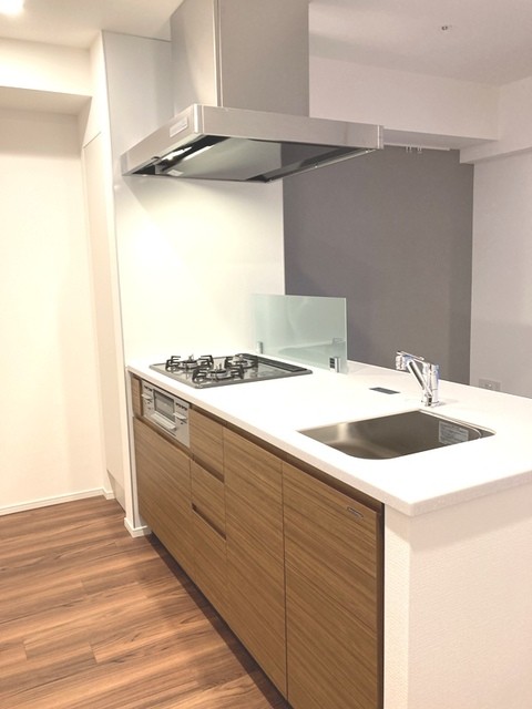 ※写真は同タイプ住戸です。(キッチン)