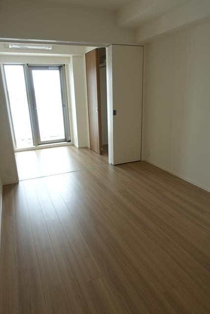 ※写真は同タイプ住戸です。(居間)