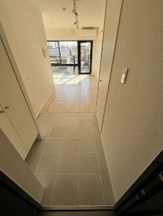 ※同仕様写真含む(玄関)