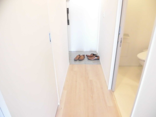 ※同仕様写真(玄関)