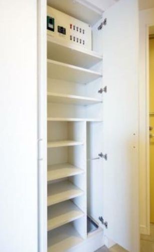 ※同仕様写真含む(玄関)