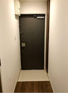 ※同仕様写真含む(玄関)