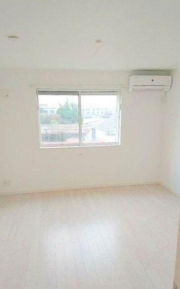 ※同仕様写真含む(居間)