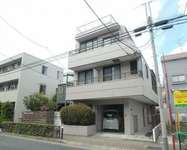 世田谷区上馬４丁目 【賃貸居住】マンション