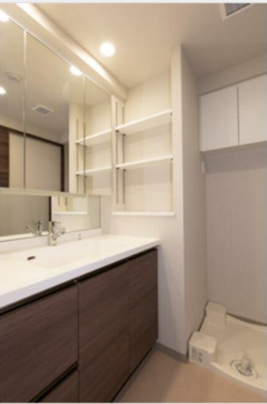 ※同仕様写真含む(内装)