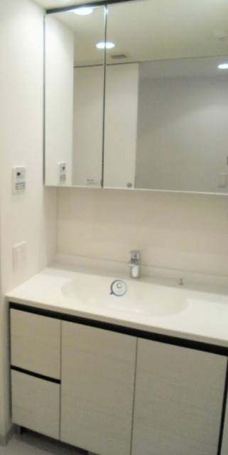 ※同仕様写真含む(内装)