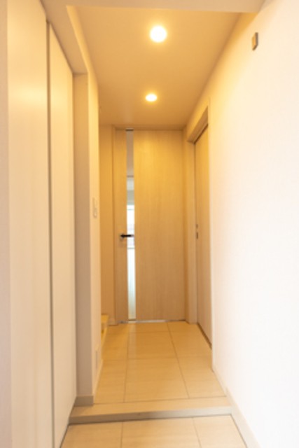 ※同仕様写真含む(玄関)