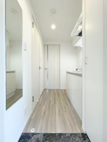 ※同仕様写真(玄関)