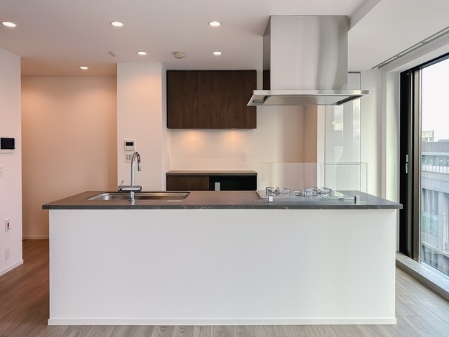 ※写真は同タイプ住戸です。(キッチン)