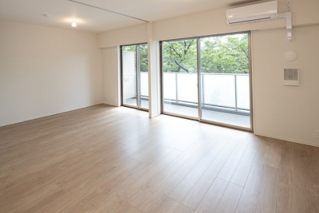 ※写真は同タイプ住戸です。(居間)