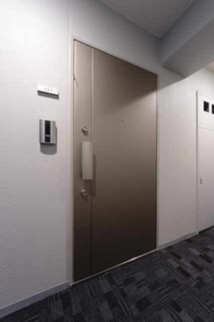 ※写真は同タイプ住戸です。(玄関)