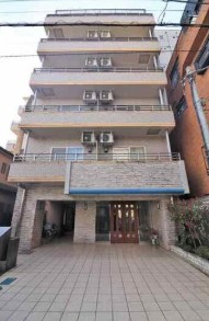 川崎市高津区溝口４丁目 【賃貸居住】マンション