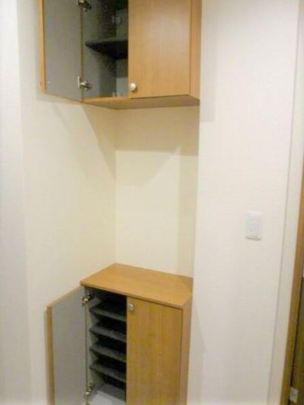 ※同仕様写真含む(玄関)