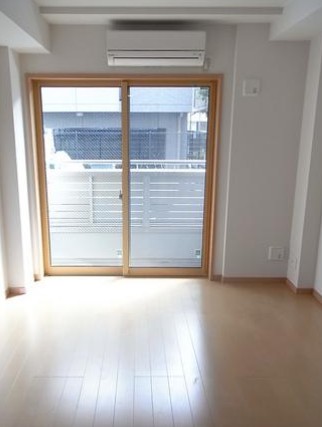 ※同仕様写真含む(居間)