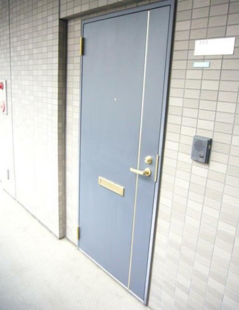 ※同仕様写真含む(玄関)