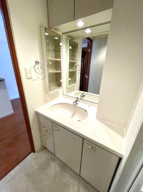 ※同仕様写真含む(内装)