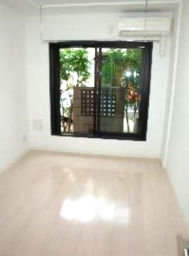 ※同仕様写真含む(居間)