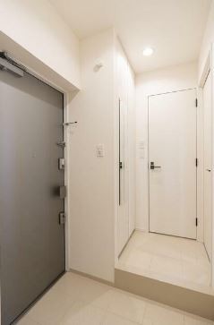 ※同仕様写真(玄関)