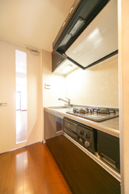 ※写真は同タイプ住戸です。(キッチン)