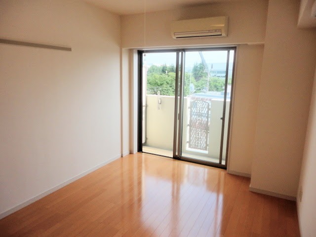 ※画像は別部屋の参考写真を含む