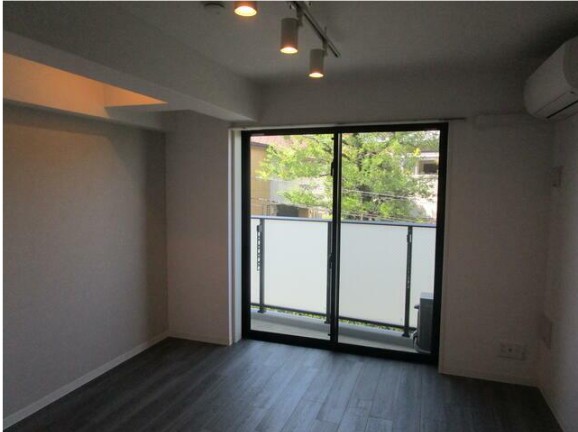 ※同仕様写真含む(居間)