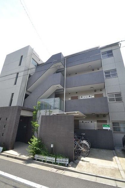 世田谷区下馬２丁目 【賃貸居住】マンション