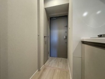 ※同仕様写真(玄関)