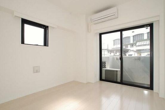 ※同仕様写真含む(居間)