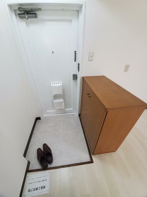 ※同仕様写真含む(玄関)