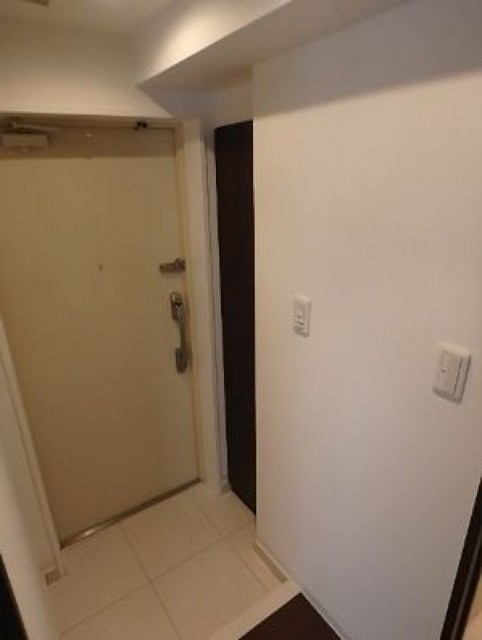 ※同仕様写真含む(玄関)