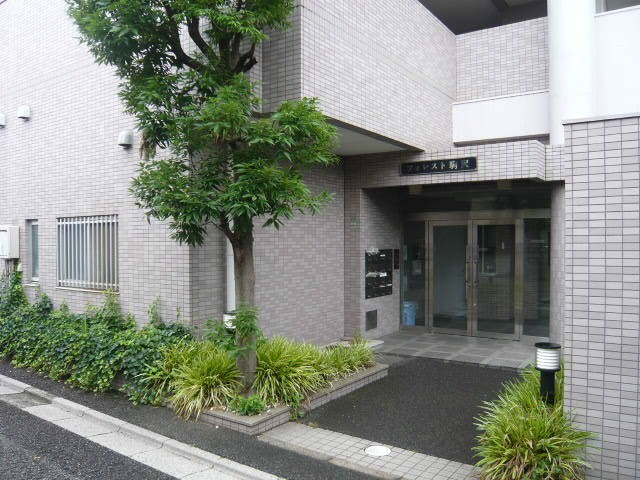 世田谷区駒沢４丁目 【賃貸居住】マンション