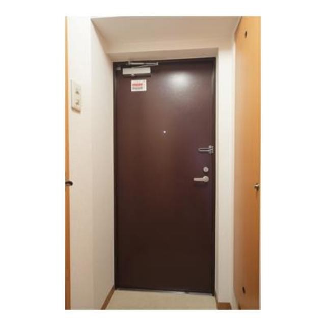 ※写真は同タイプ住戸です。(玄関)