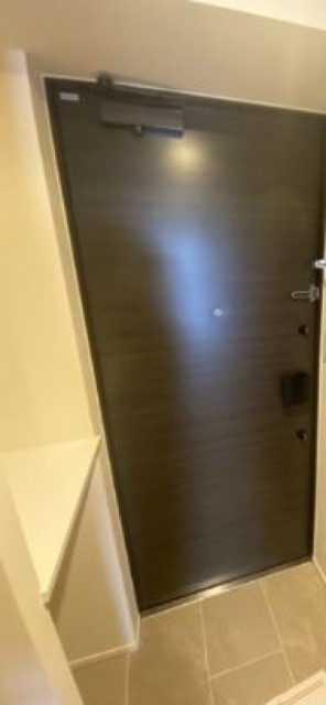 ※同仕様写真含む(玄関)