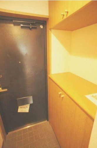 ※同仕様写真(玄関)