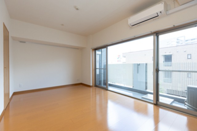 ※写真は同タイプ住戸です。(居間)