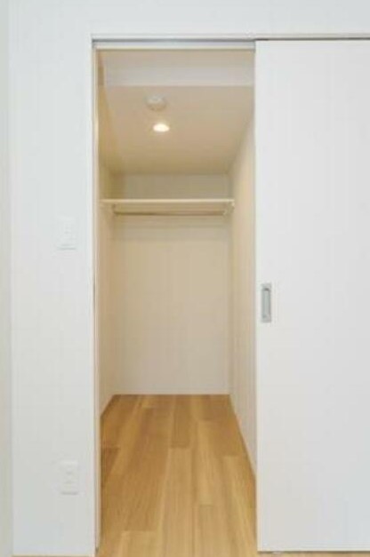 ※同仕様写真(内装)