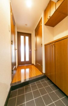 ※同仕様写真(玄関)