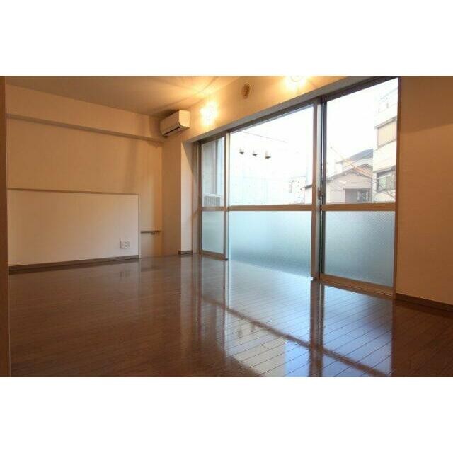 ※同仕様写真含む(居間)