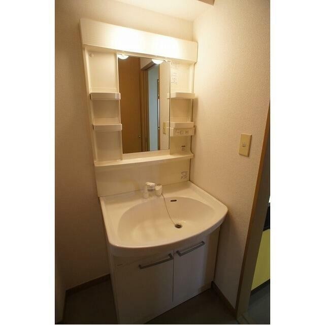 独立洗面化粧台(内装)