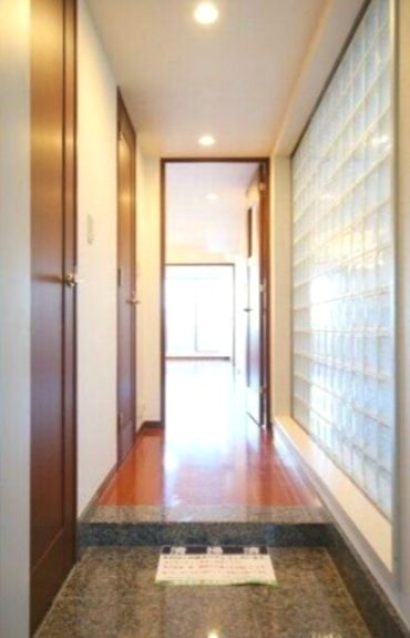 ※同仕様写真含む(玄関)